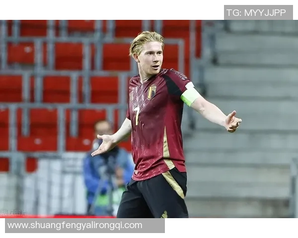 全球足球巨星年薪排行榜揭秘 谁是最高薪的球员及其背后的收入来源